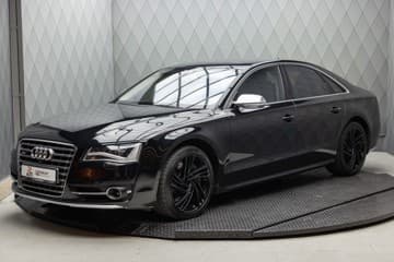 Audi S8 bilde 2