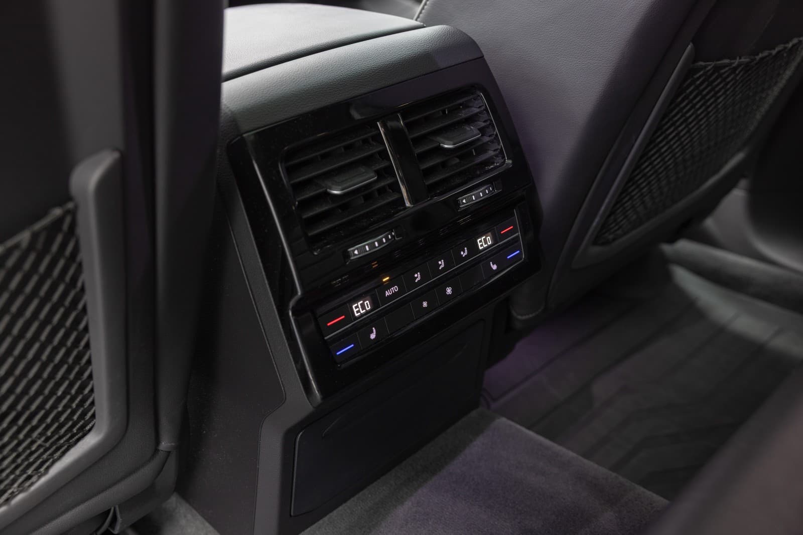 Volkswagen Touareg - bilde 35