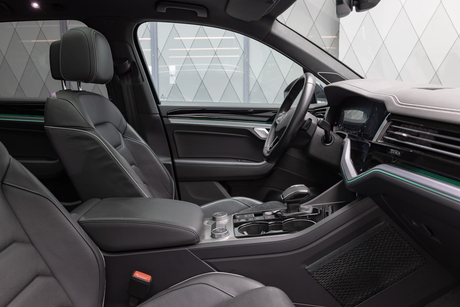 Volkswagen Touareg - bilde 27