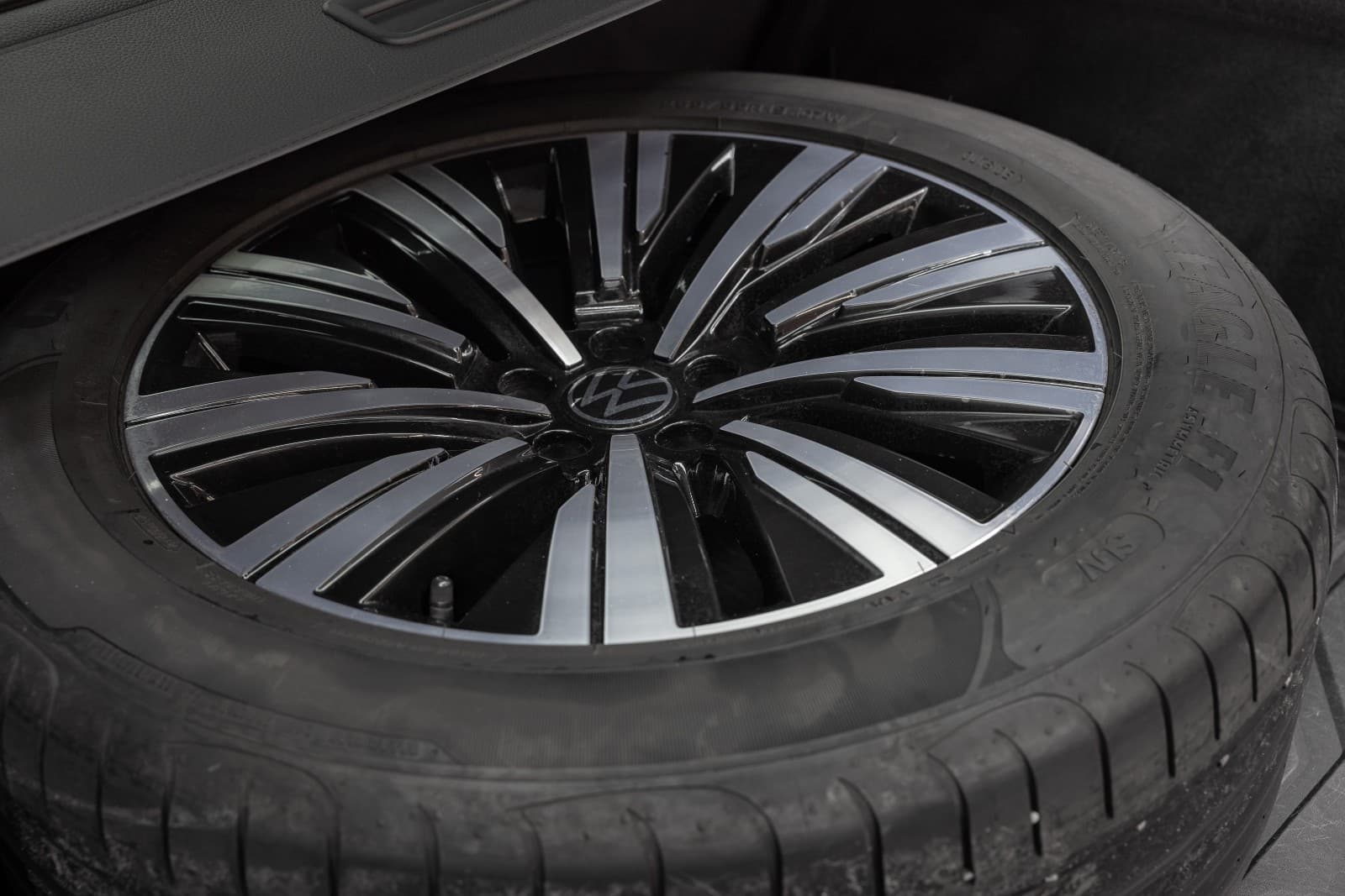 Volkswagen Touareg - bilde 40