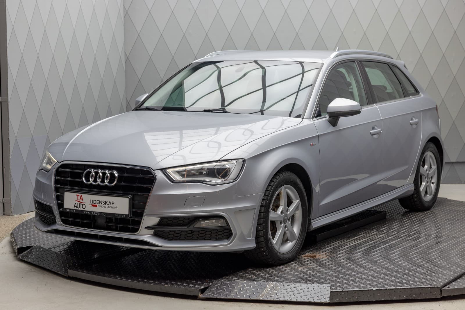 Audi A3 - bilde 2